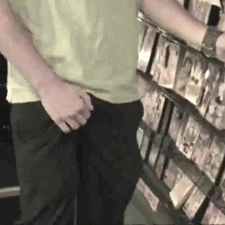 En sex shop solo directamente al semen