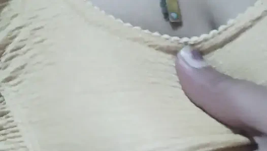 Desi bhabhi ki chut ki khujli mitayega kon?? Telegram me msg karo