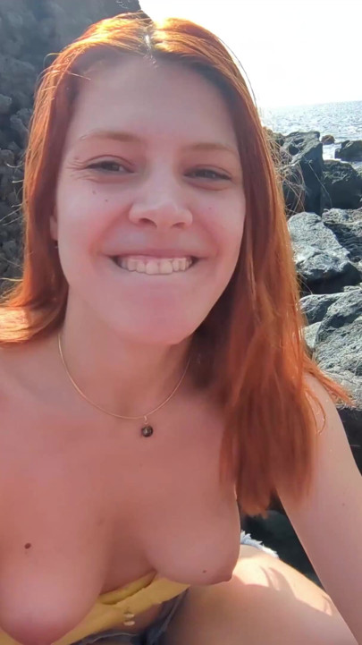 POV: Risky public blowjob, my readhead girlfriend sucks my dick on the beach (DIA ITA) | Clip 1