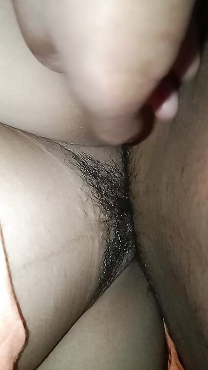 Desi stiefschwester ki chut bahot rashik hai