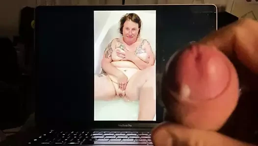 Fuckwhore1'e övgü