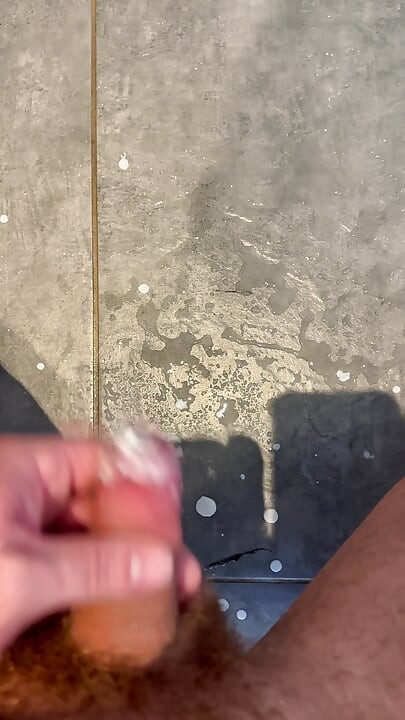 Huge Cumshot