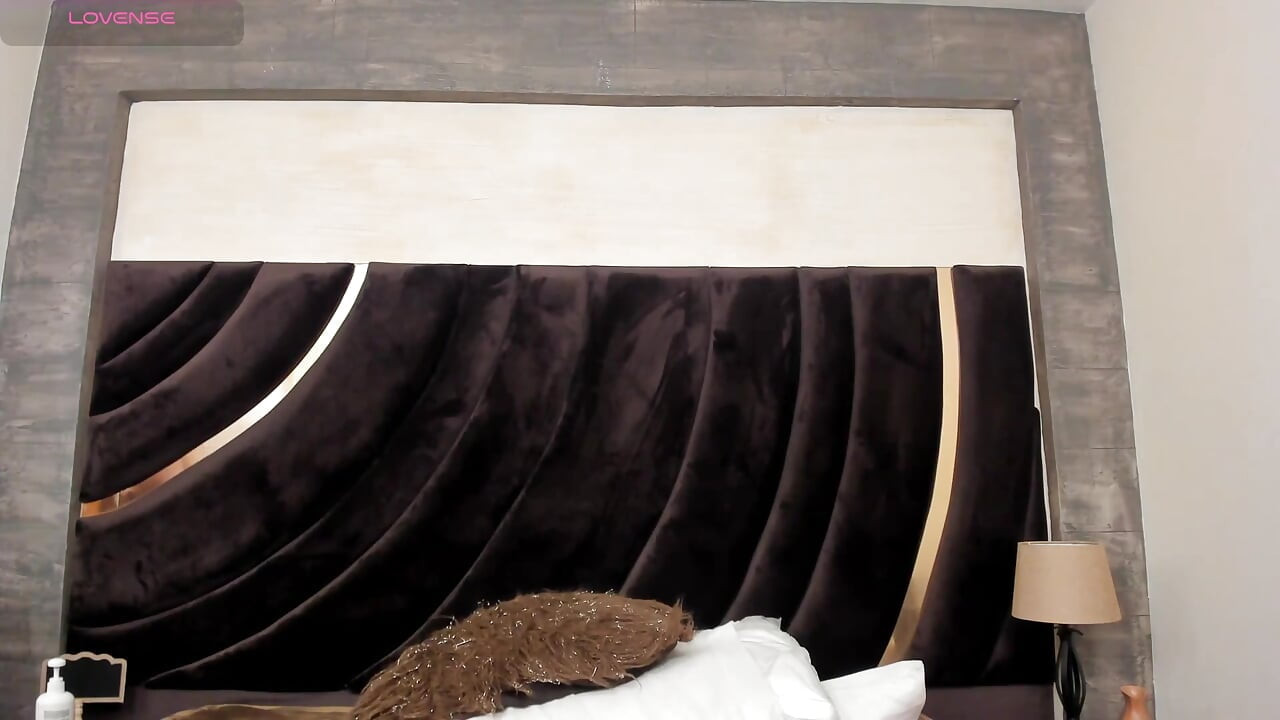 Oyuncağım bana çok zevk veriyor, inlememi duy