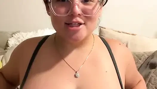 Live streaming bareng dani valentina