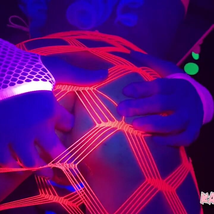 Neon Cream Dream
