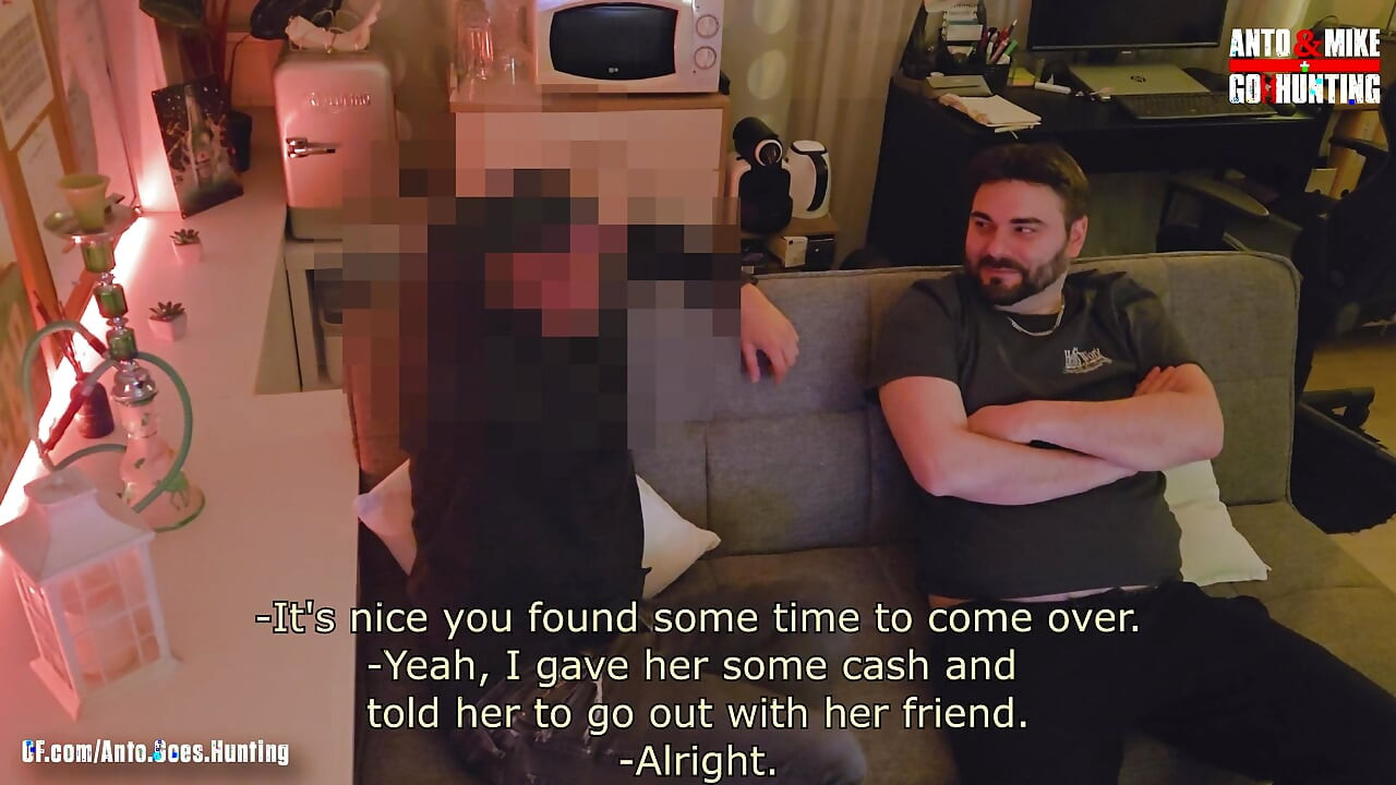 已婚异族邻居再次来寻求谨慎的解脱 - 我们互相吮吸, 而他则操我