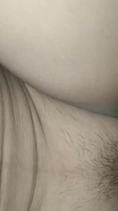 Tatlı kız ilk kez bekaretini kaybediyor. Çok acımasız hardcore seks. Köy okul kızı seks. Abi vabi seks | Klip 2