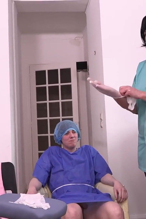 Cougar Initiates Stepson to Real Sex 6927