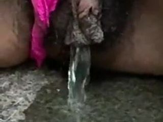 Black mature hairy cunt pee on street