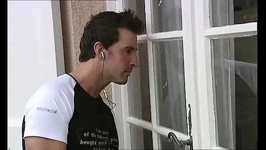 Aldatılan adam Taylandlı karısını çifte siktiriyor