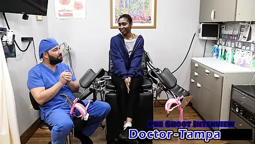 Dr Tampa - Daisy Mynx's 1st EVER Gyno Exam