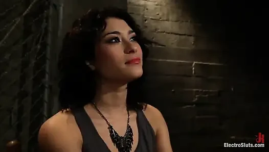 Elektroslut raven roketi olmak bölüm bir