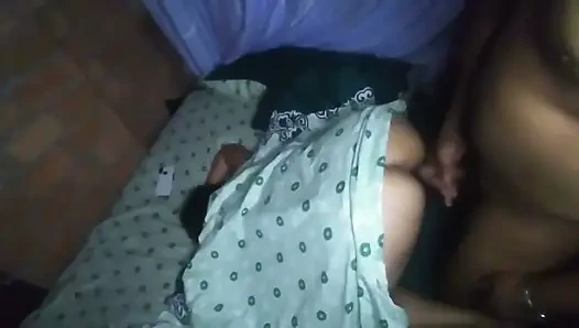 Ngentot eksplosion sama babysitter