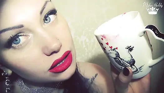 Tanda merah Valentine di kaca