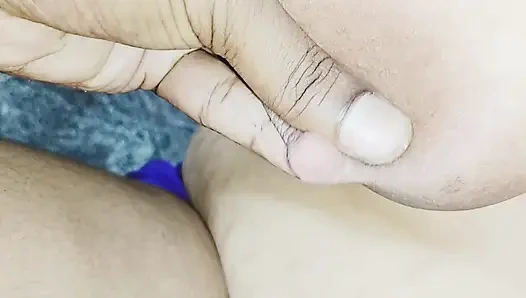 Stiefsohn fickt meine heiße ehefrau und kommt auf ihre haarige muschi