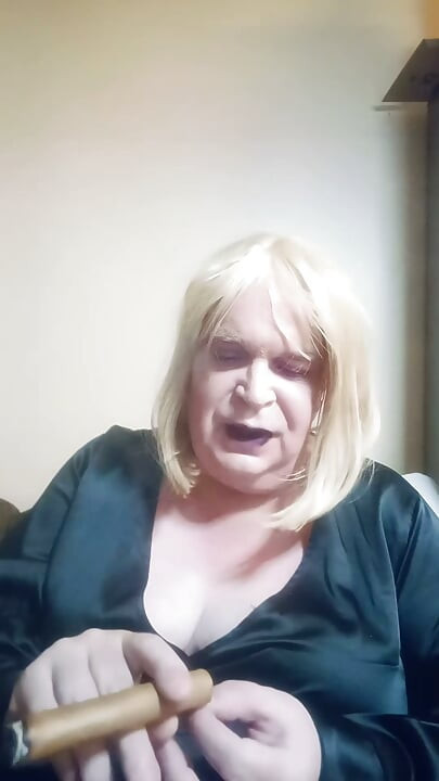 Part 1 - BBW TV discussing her many years in the BDSM and Kink world