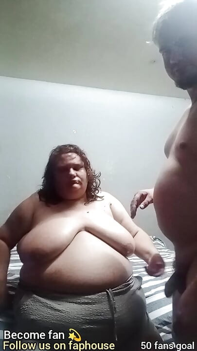Ibu Tiri Semok Nyepong Kontol Tirinya Yang Seksi Lagi