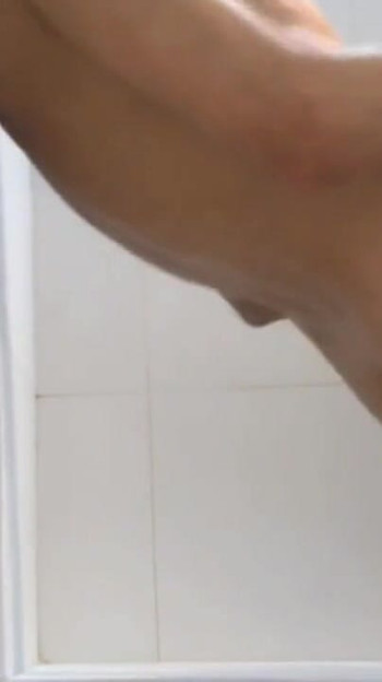 Must-see moment from "TAKING A BATH AND I ARRIVED"