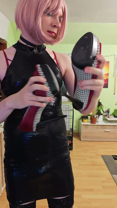 Sissy running workout in dress and heels blowjob | Clip 1
