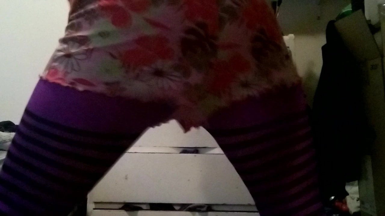 Shemale twerk exercise 2