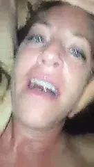 朋友人妻被吐口水