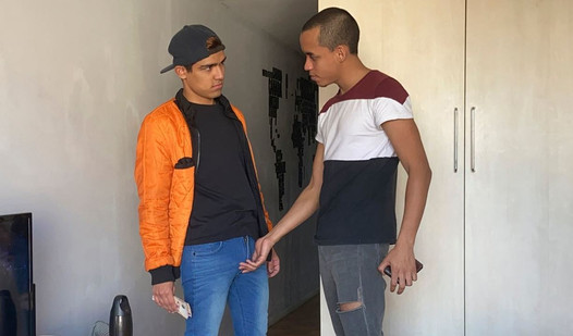 genç latino twink teslim çocuk nakit için seks itibaren müşteri