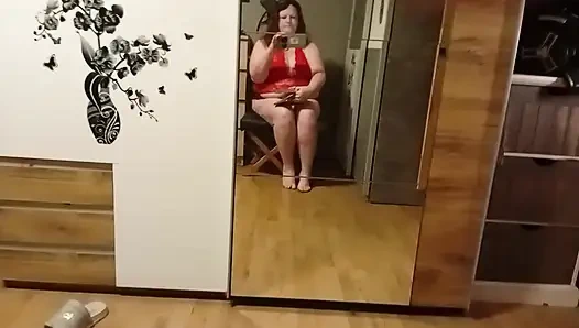 BBW likes to show itself in lingerie