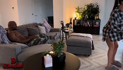 Aaliyah Yasin in Videogame or Hand & Footjob