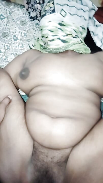 Punjabi neighbour newly married Sardarni fucked while her home no one.