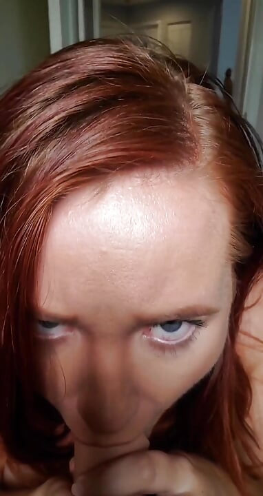 POV You Send Your Best Friends Stepmom a Dick Pic