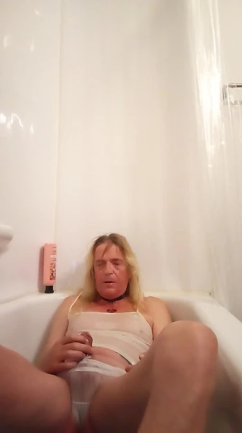 Sissy piss play