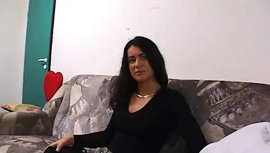 Cewek cantik lagi muasin dirinya sendiri di ruangan casting