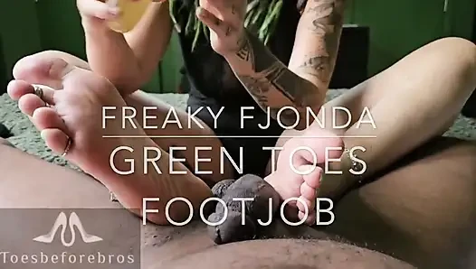 Freaky Fjonda Green Toes Footjob