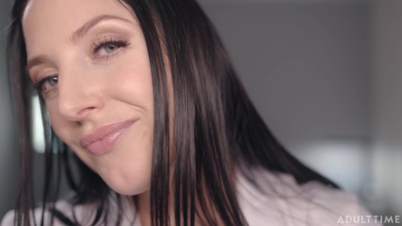 Asmrファンタジー博士。アンジェラ・ホワイトが全身身体検査