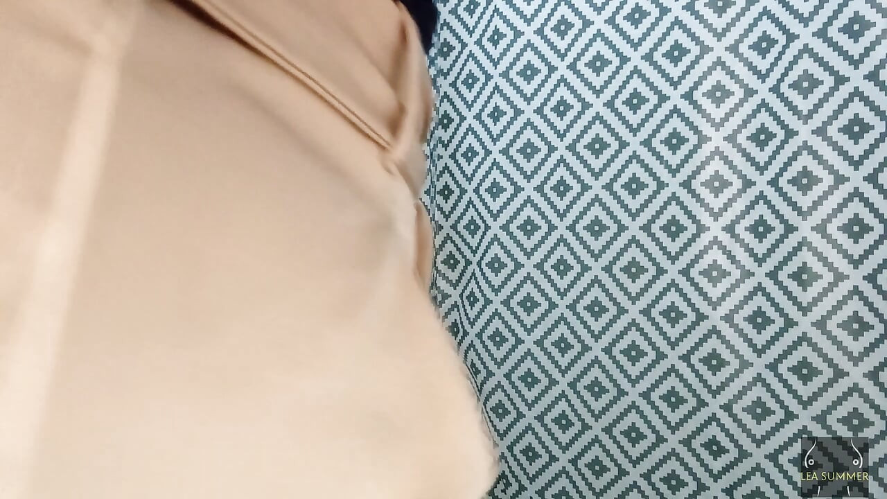 I was at a party, I got really turned on dancing, I went to the bathroom to pee and ended up playing with my pussy