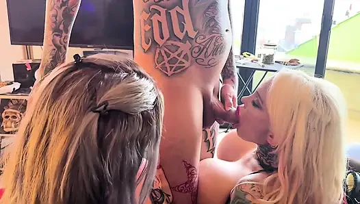 Sabrina sabrok ve chamel gırtlağına kadar üçlü sikiş