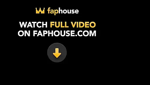 Aku lagi asik footjob hot sampai kakiku dicrot sperma hangat!