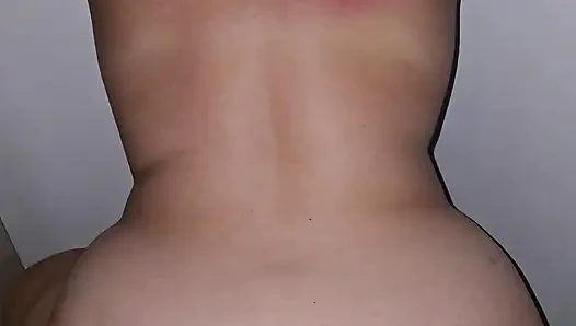 Tombul orta yaşlı seksi kadınla yakın çekim seks