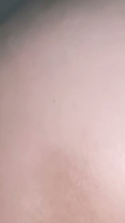 Pemandangan terbaik dari memek krim yang luar biasa dari dekat ke dalam memek | Clip 2