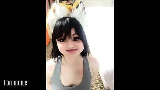 Kitty Kat хочет шоколадное молоко с участием Sarah Fox