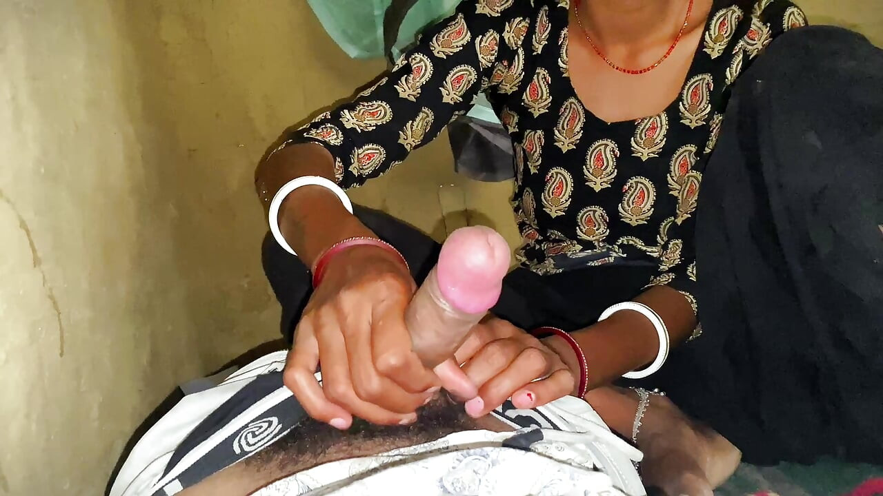 Dost ki hot sexy behen ki chudai Indian hot girl