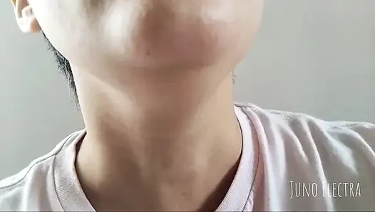 Bibir merah raksasa haus kontolmu - pov