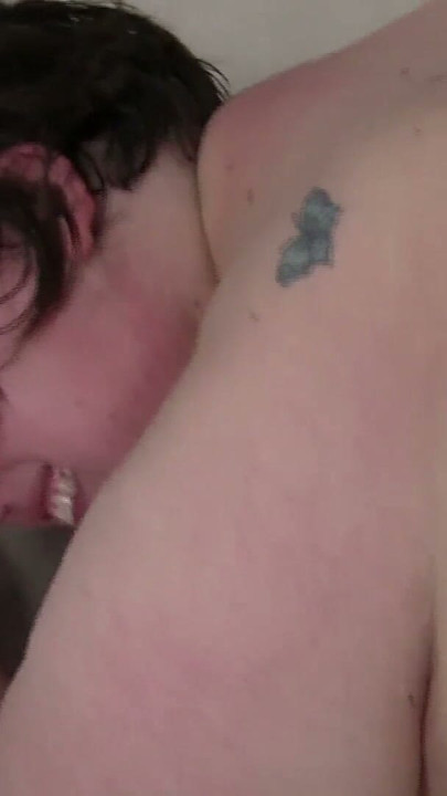 Milf morocha con tetas grandes se deja coger con una pija dura | Clip 3
