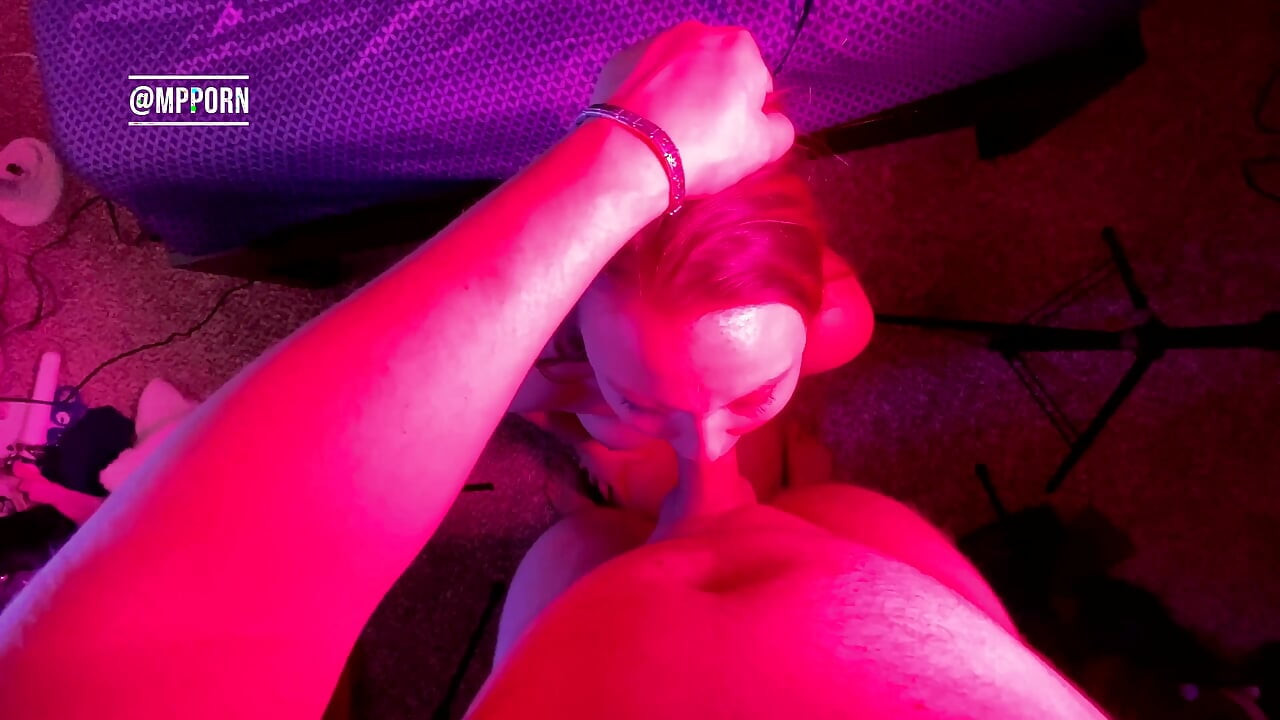 Alle Löcher, die an BBW benutzt werden, endet mit gesichtsbesamung