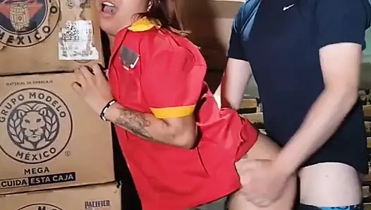 My employee of me the ass in exchange for a leave