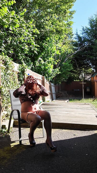 Sexy Crossdresser kellycd2022 in my leopard print top and panties fishnet stockings