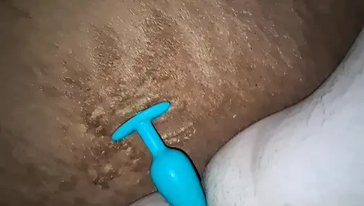 Yeni anal oyuncak