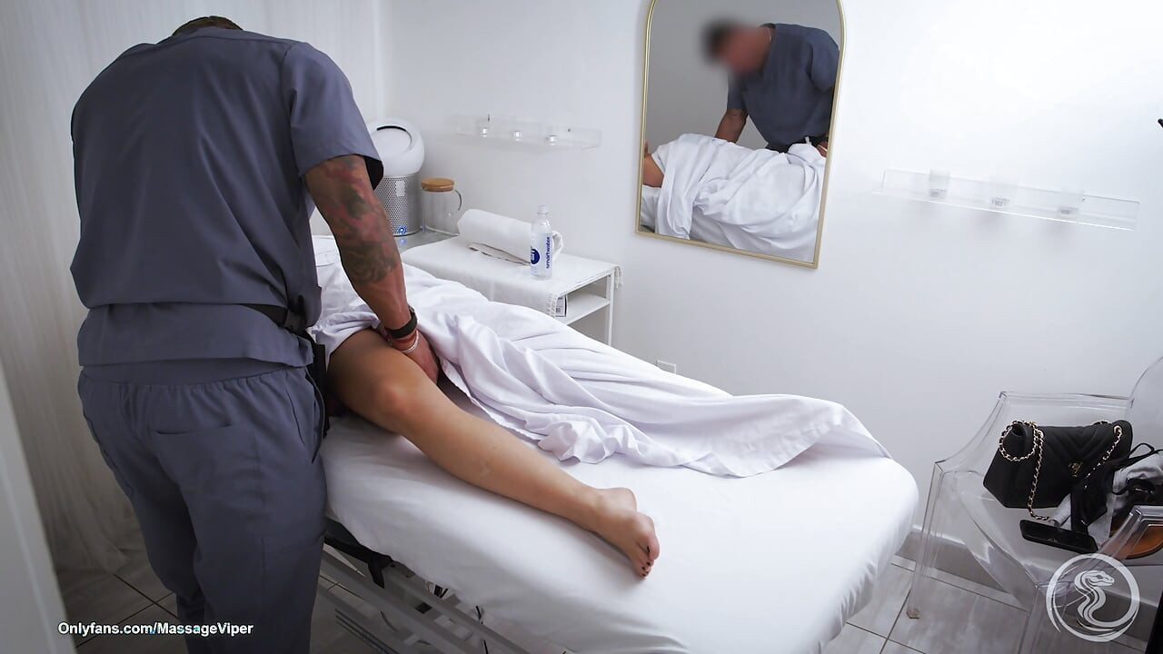 Busty Client Spreads Legs On Massage Table  69, Facesitting, Doggy Style & Facial Tit Cumshot