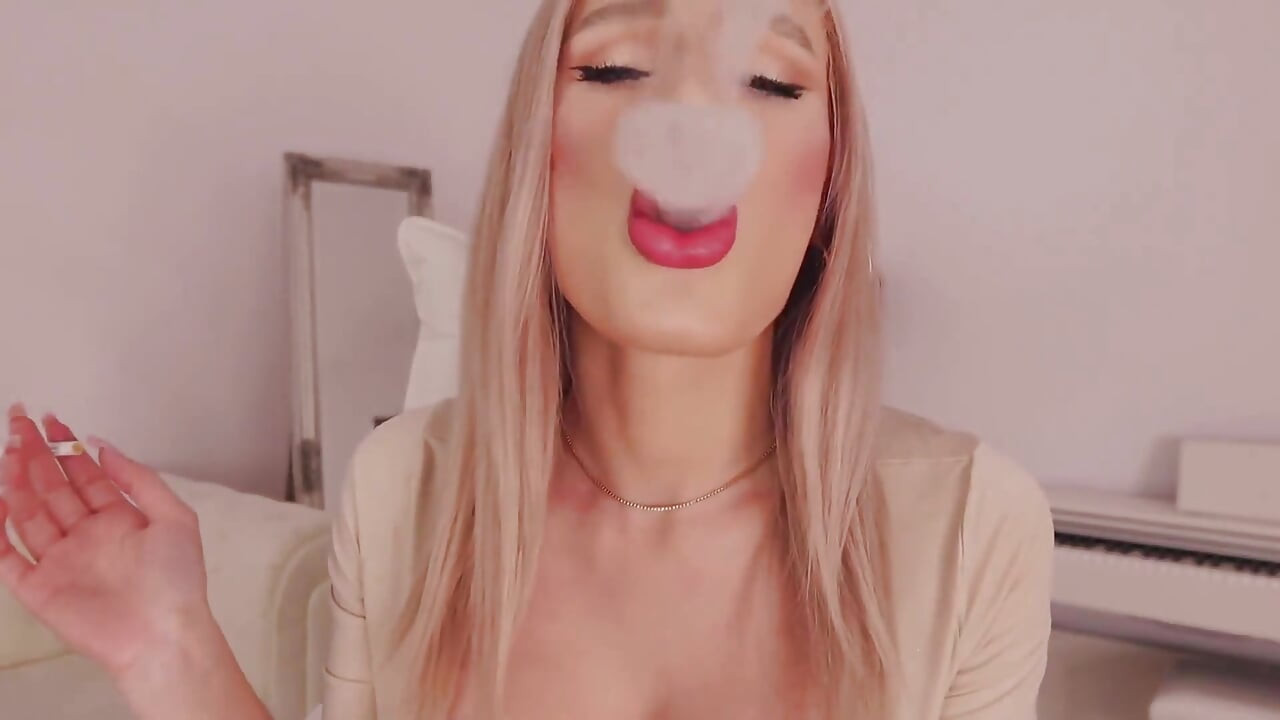 Look at My Sexy Body While Im Smoking