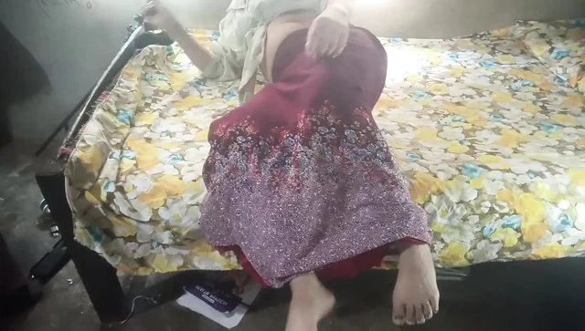 Bf sanga raat vari chikayera aauda ni kati na pugeko yo puti lai laado le